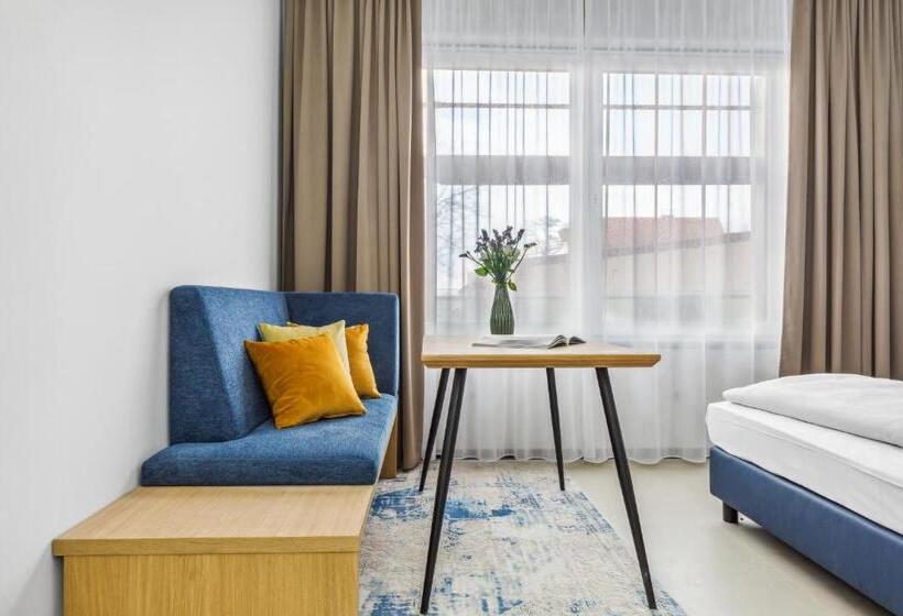 Студия Стандарт, Nena Apartments München City East   New Opening 2024