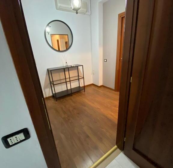 اتاق لوکس, Aurora Rooms