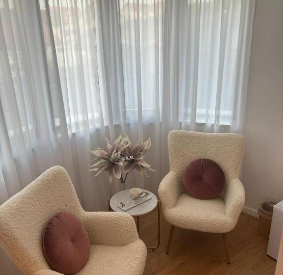 Номер Deluxe, Pensiunea Coralia