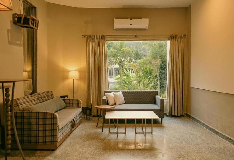 Suite with Pool, Giovanni Village Resort