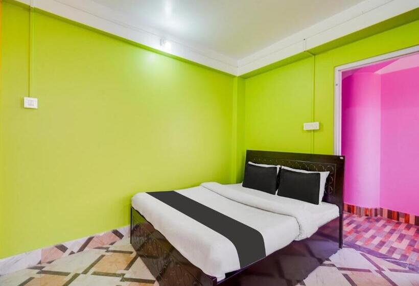 트리플 클래식 룸, Fabhotel Aliya