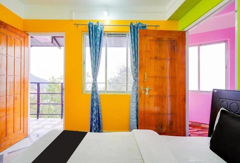트리플 클래식 룸, Fabhotel Aliya