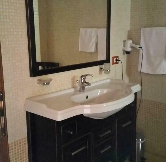 Четырехместный Номер Стандарт, B&b Del Borgo