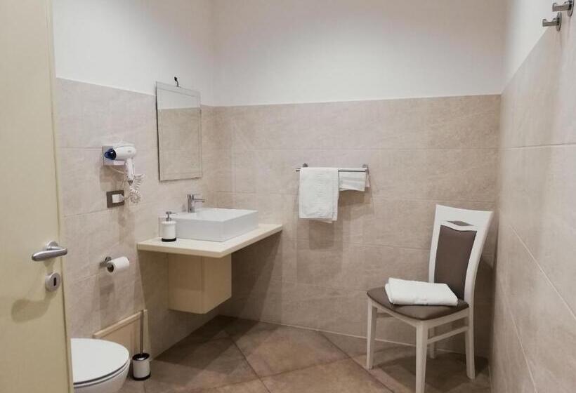 Четырехместный Номер Стандарт, B&b Del Borgo