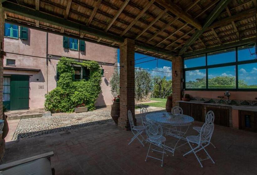 Номер Стандарт, Country Relais La Mortella
