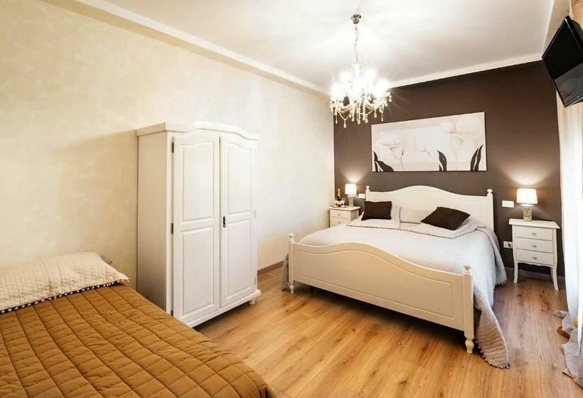 Апартаменты 1 Спальня, La Rocchetta