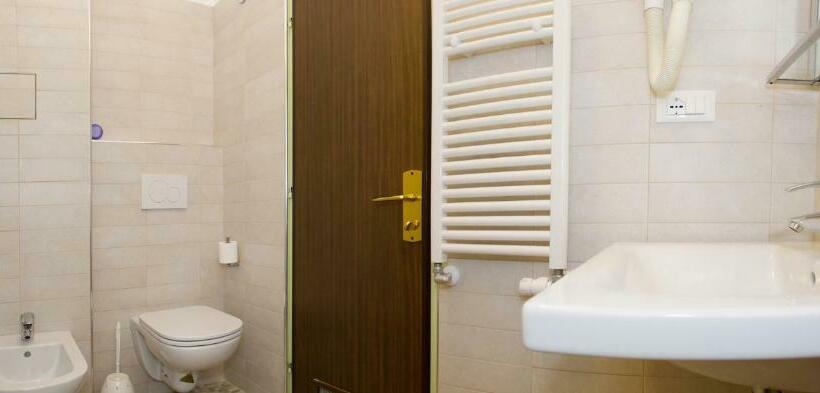 استودیوی استاندارد, Ligure Residence