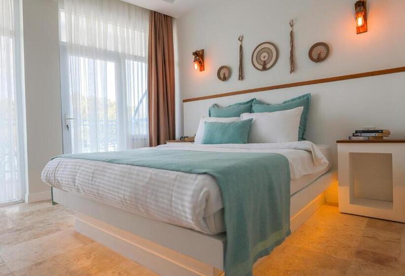 Номер Deluxe Кровать Кинг, Mavi Cam Hotel Ayvalik