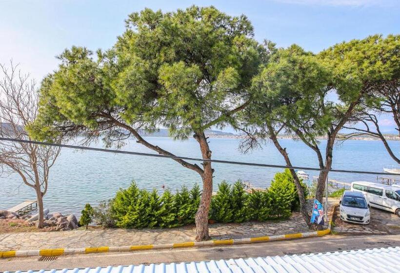 Номер Deluxe, Mavi Cam Hotel Ayvalik