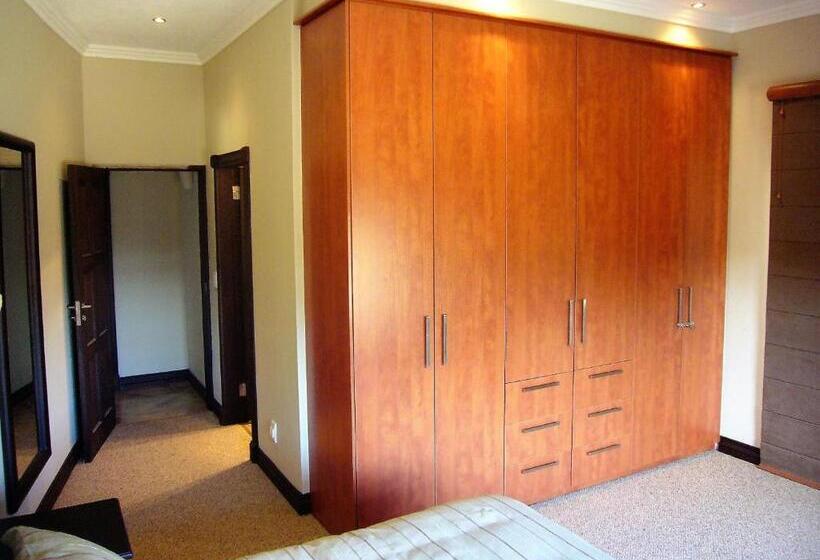 اتاق استاندارد با تخت بزرگ, Palazzo Gardens  Self Catering Guesthouse