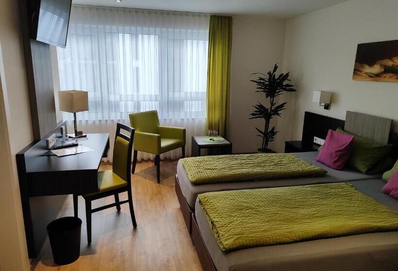اتاق لوکس, Gästehaus Stock Zimmer Brotkörble