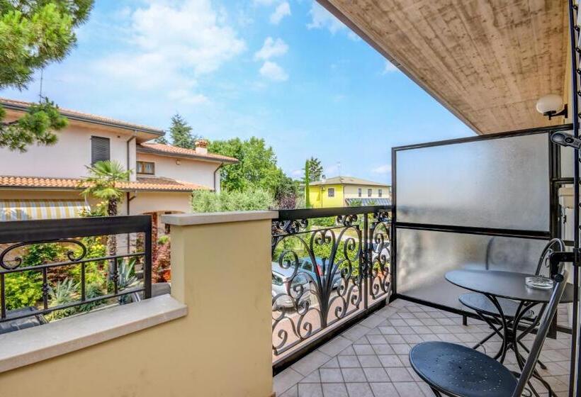 اتاق استاندارد چهار تخته, Camere America B&b