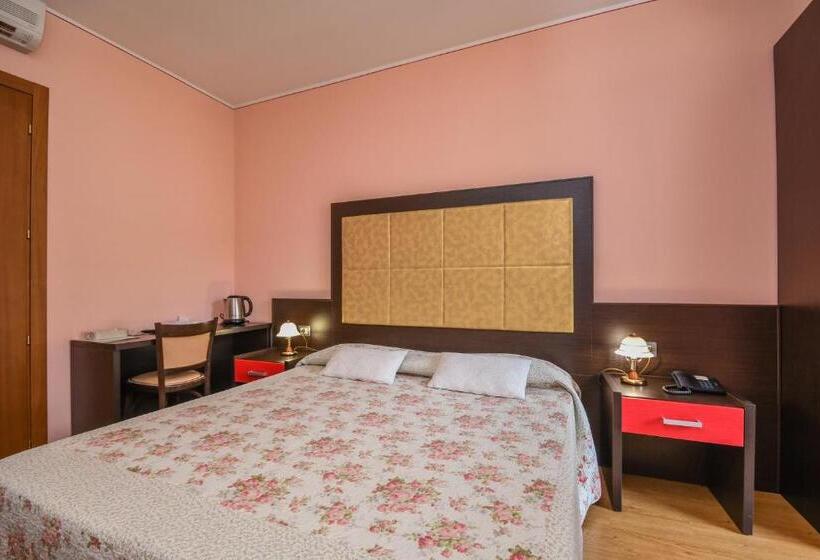 اتاق استاندارد چهار تخته, Camere America B&b