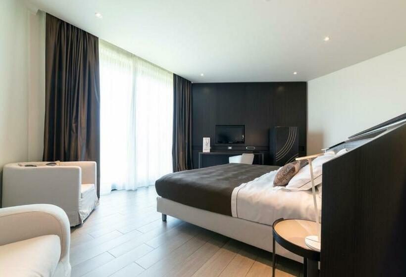 标准间, Isola Di Albarella Golf