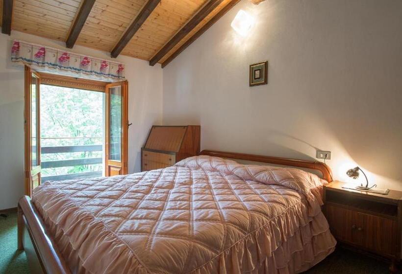 Апартаменты 3 Спальни, La Villa