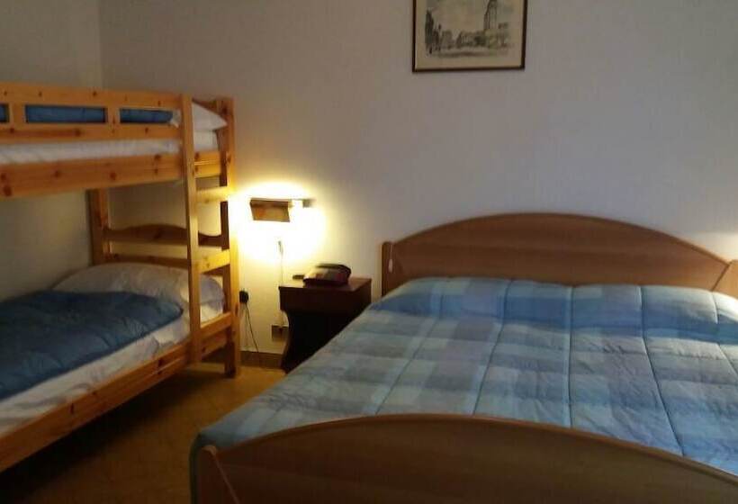 Четырехместный Номер Стандарт, Albergo Musolesi