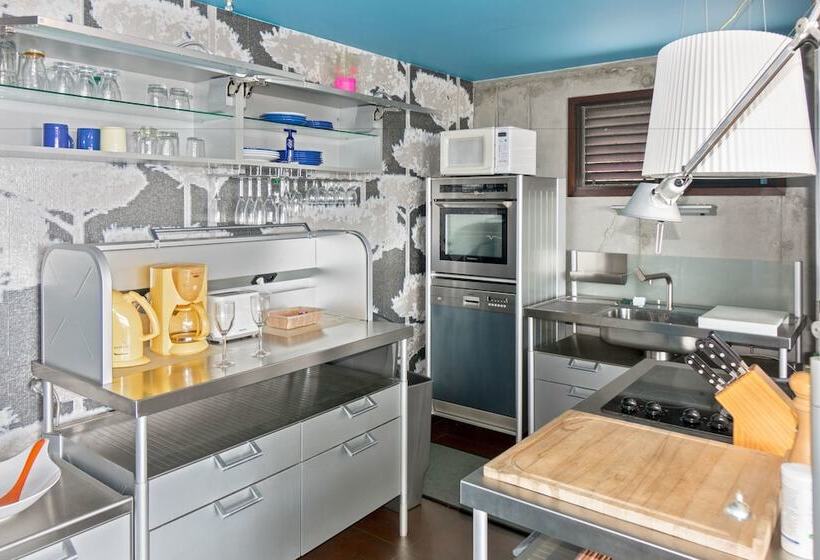 سوییت با چشم‌انداز دریا, Villa Lodge 4 Epices