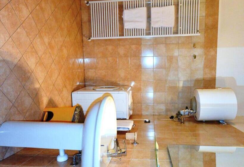 سوئیت 2 خوابه, Residence Alcorso