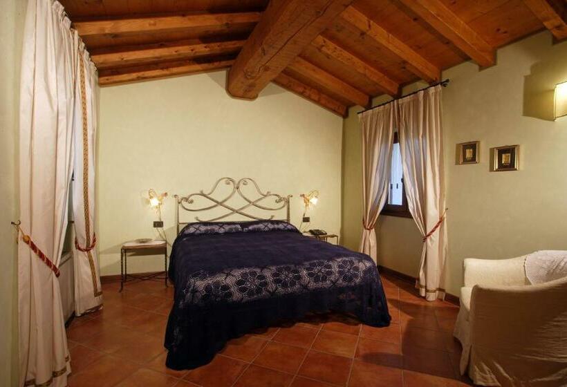اتاق استاندارد, Agriturismo Macesina