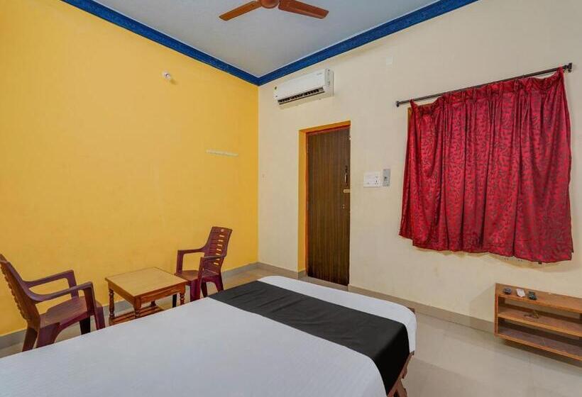 Номер Стандарт, Oyo Raghul Residency