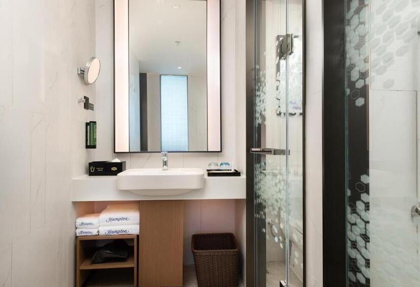 Номер Superior, Hampton By Hilton Foshan Beijiao