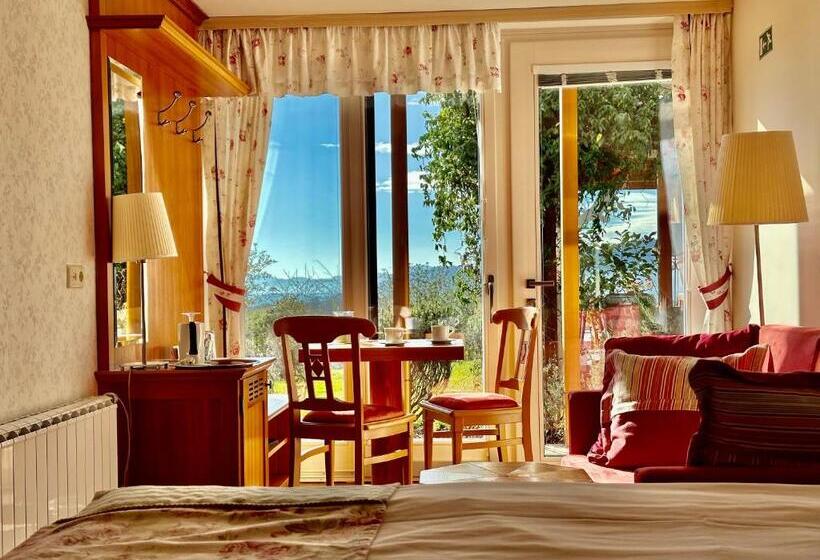 اتاق استاندارد با چشم‌انداز باغ, B&b Villa Angelina