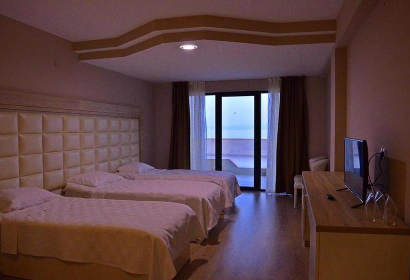 스탠다드 트리플 발코니 룸, Mirage Hotel   Struga