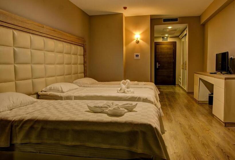 4인용 스탠다드 룸, Mirage Hotel   Struga