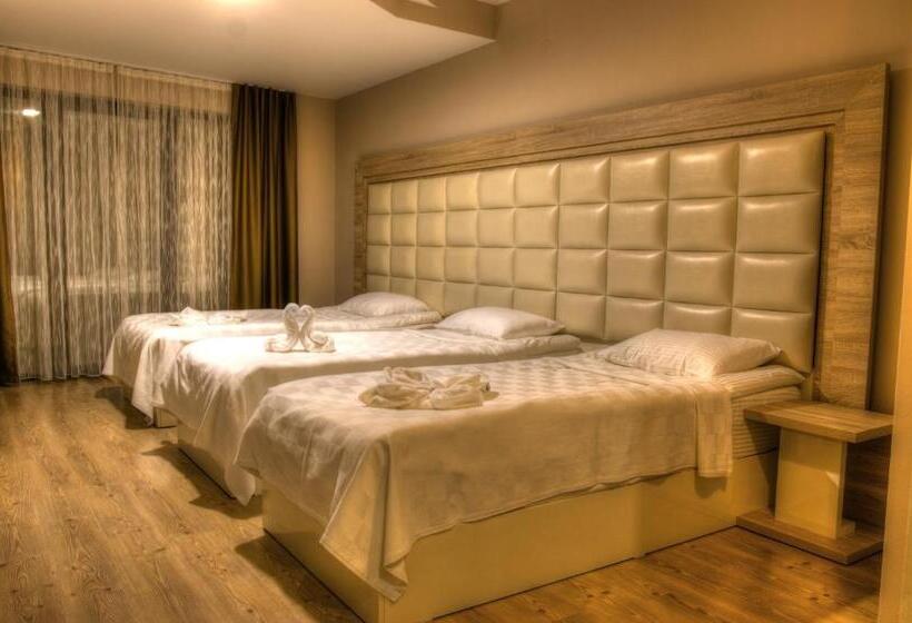 스탠다드 트리플 발코니 룸, Mirage Hotel   Struga