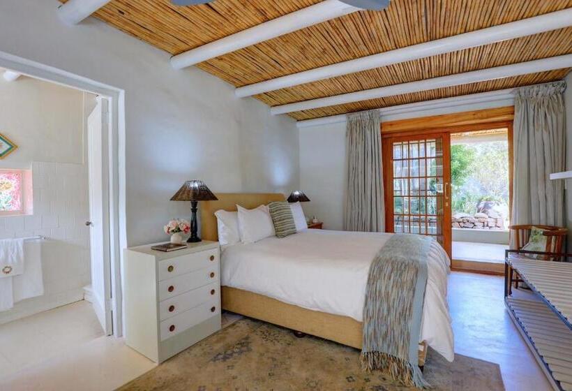 Трехместный Номер Комфорт, 81 On Church Guest House