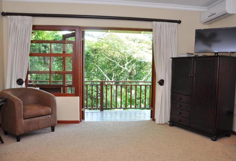 غرفة قياسية مزوَّدة بشُرفة, Birds Of Paradise B&b