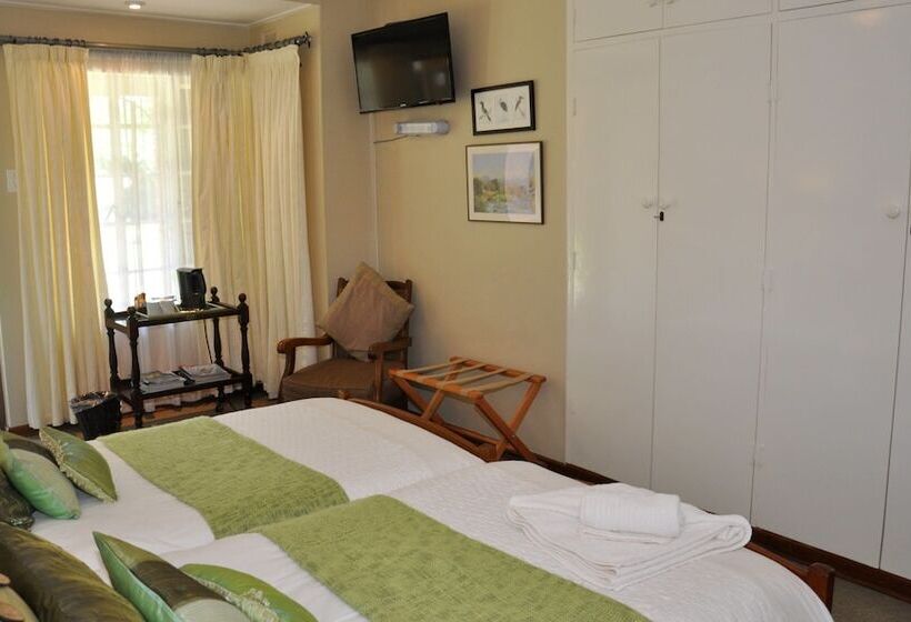 غرفة قياسية مطلّة علي الحديقة, Birds Of Paradise B&b