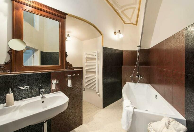 スイート, Chateau Grandcastle