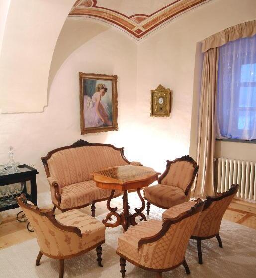 스위트, Chateau Grandcastle