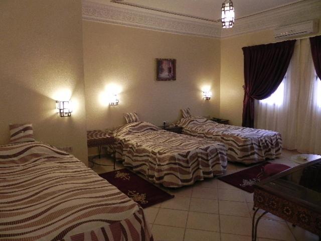 غرفة قياسية ثلاثية, Kasbat Aferdou