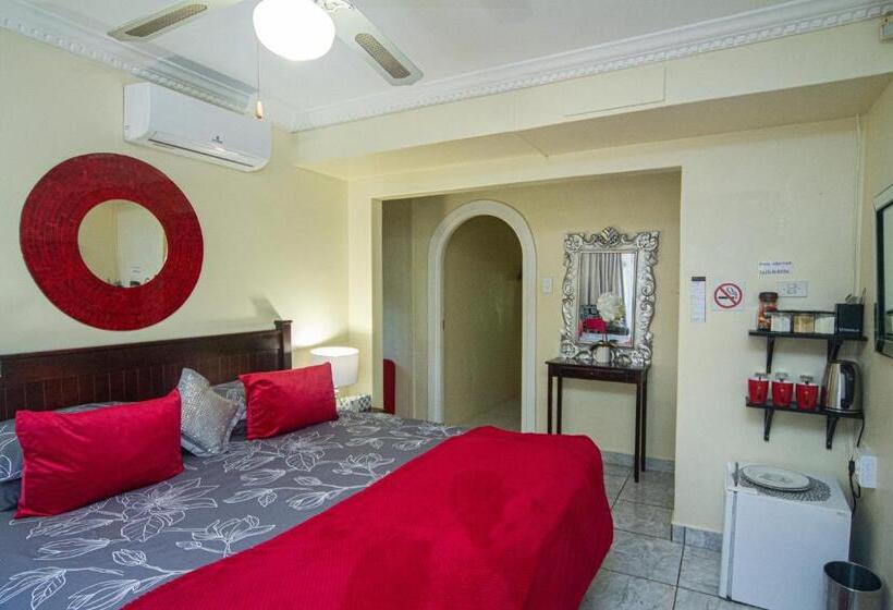 Номер Стандарт Вид на Сад, La Loggia Bed And Breakfast