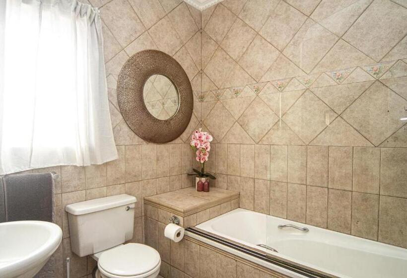 اتاق اکونومی, La Loggia Bed And Breakfast