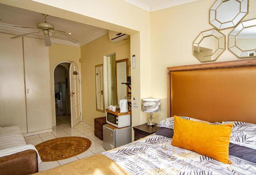 اتاق استاندارد, La Loggia Bed And Breakfast
