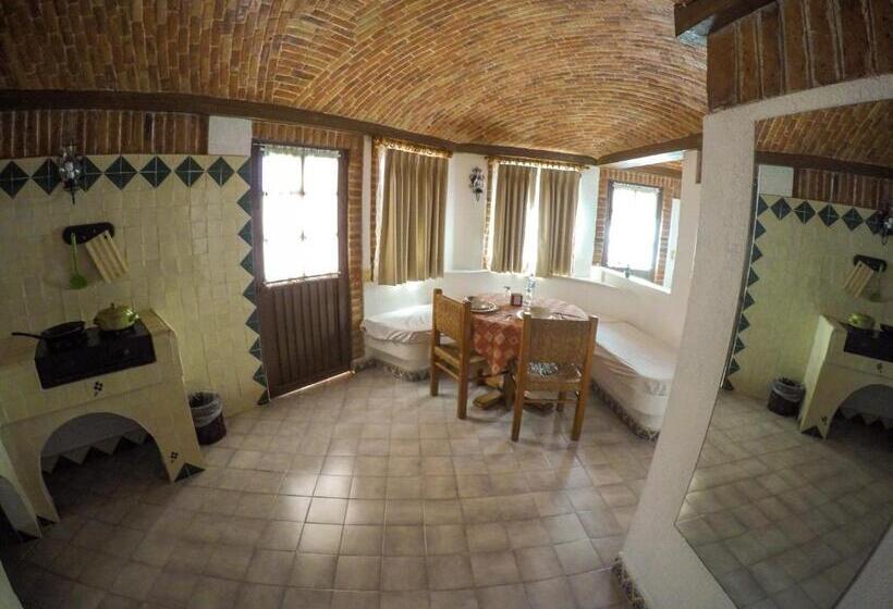 Полулюкс с Балконом, Suites Paraiso Tequis