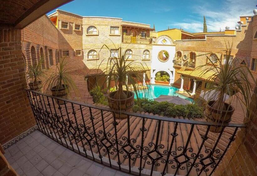Полулюкс с Балконом, Suites Paraiso Tequis
