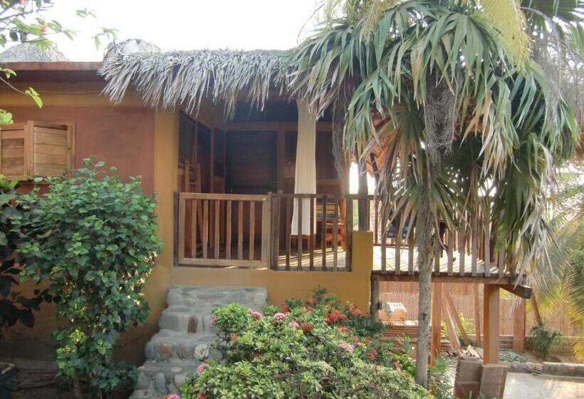 スーペリアーバンガロー, Villa Escondida