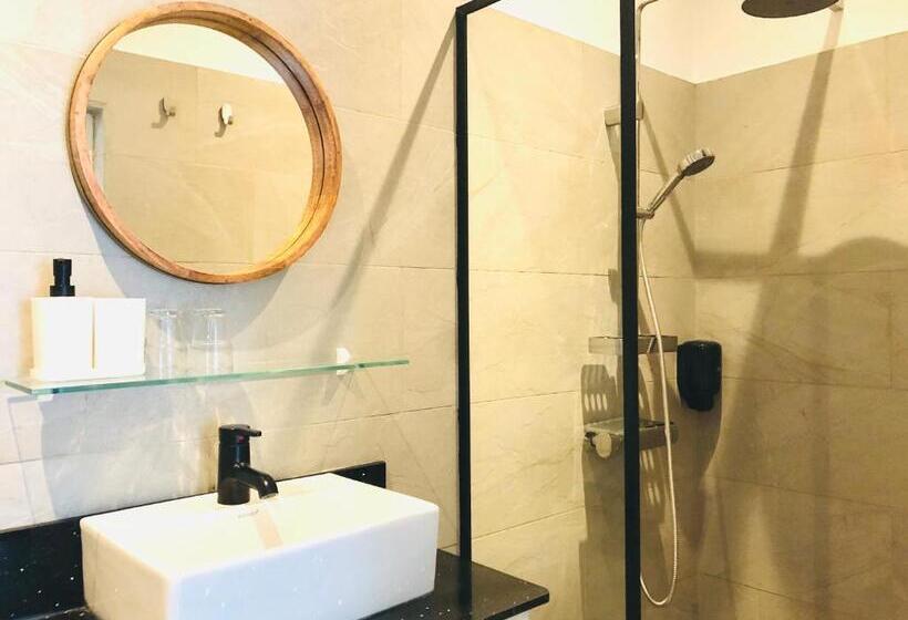 اتاق استاندارد, Villa Famiri Boutique