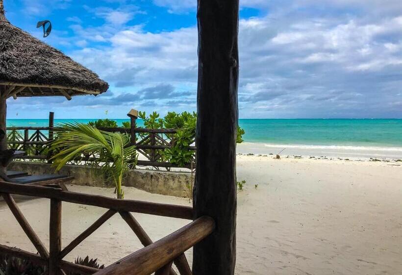 豪华海景房带阳台, Jambiani White Sands Bungalows