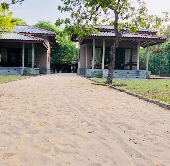 فيلا غرفة نوم واحدة مطلّة علي البحر, Nagenahira Beach Villa