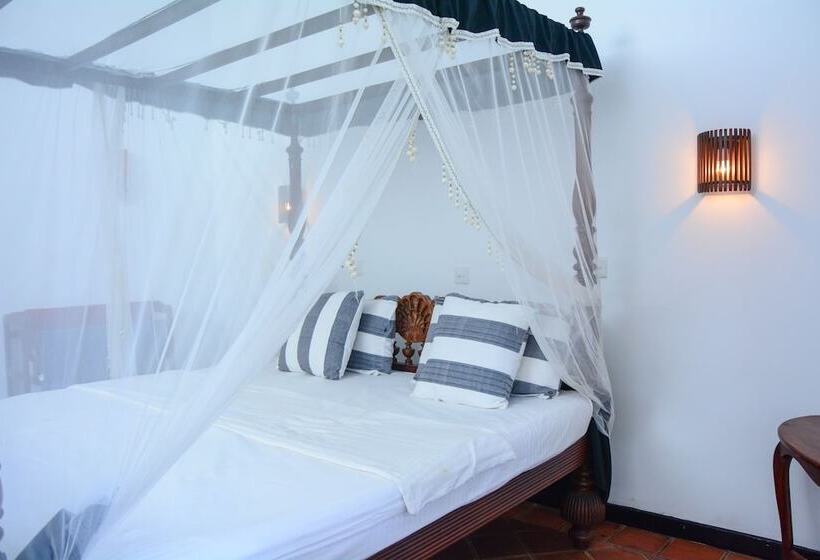Классический Номер Вид на Сад, Villa Tissa Beach Resort