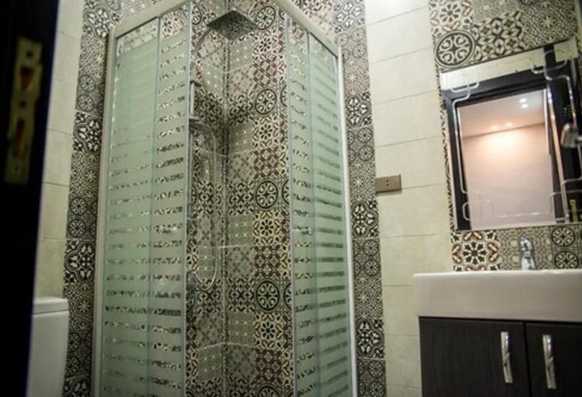 اتاق لوکس, Egyptian Night Hostel