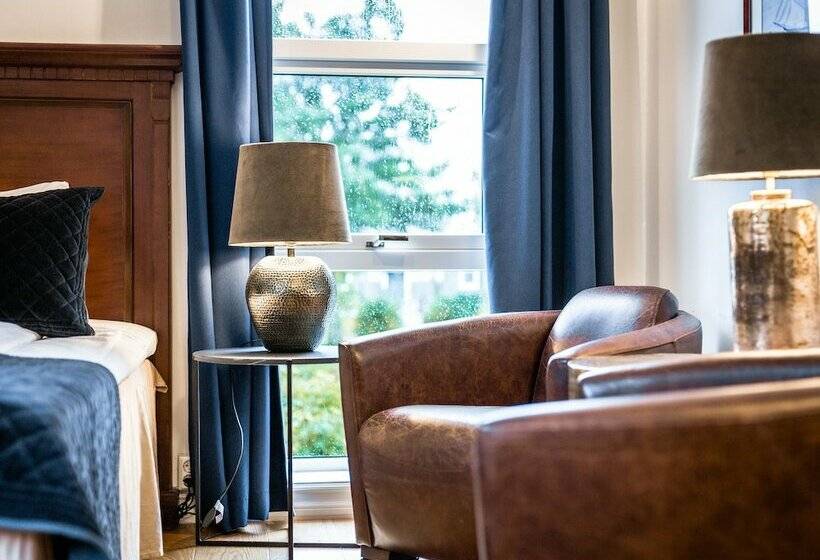 标准单人间, Hovde Gård