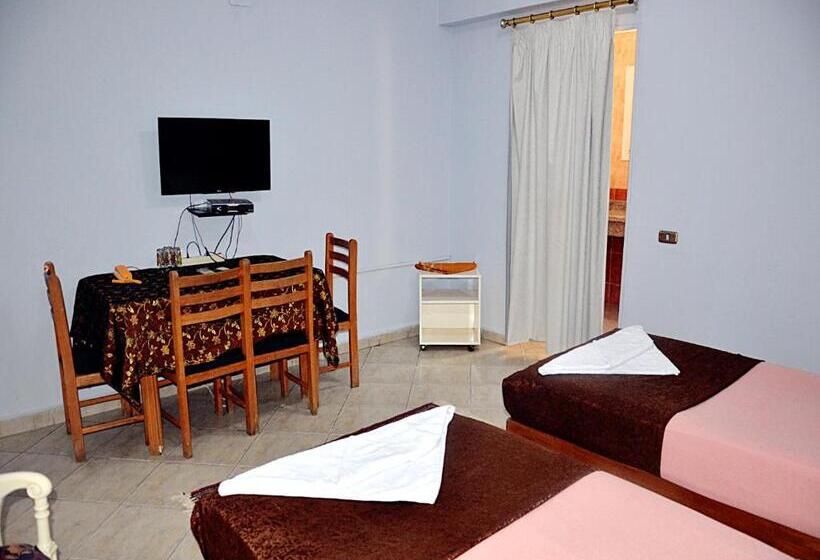 Suite Familiare, Minya Compound Of The Armed Forces