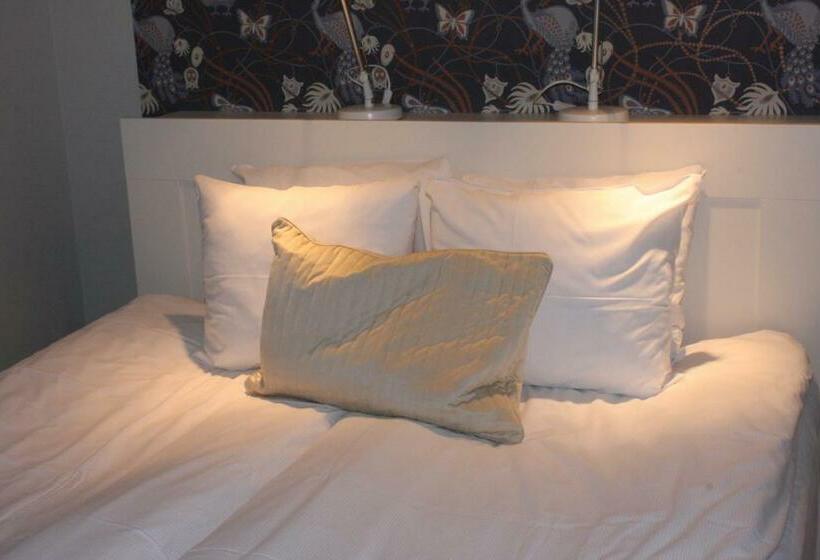 Номер Стандарт, Jennys Hotell Och Restaurang