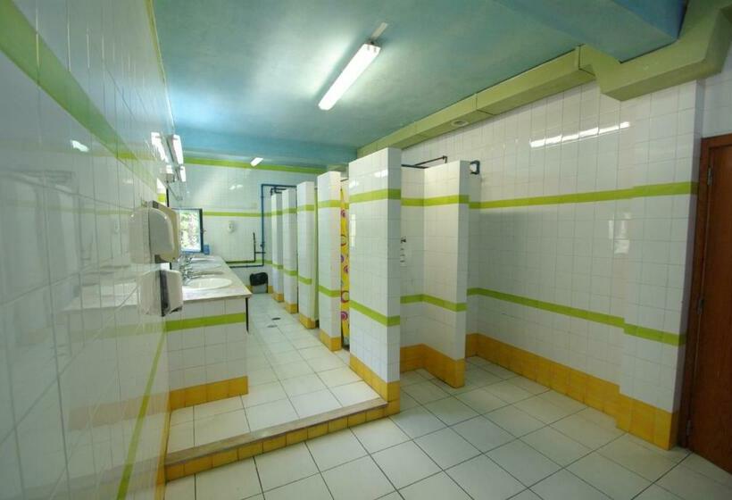 浴室共有スタンダード4人用ルーム, Hi Faro – Pousada De Juventude